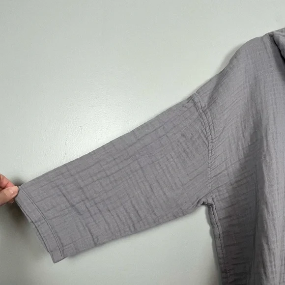 Gray Women's Tunic Top - Picture 5 of 8